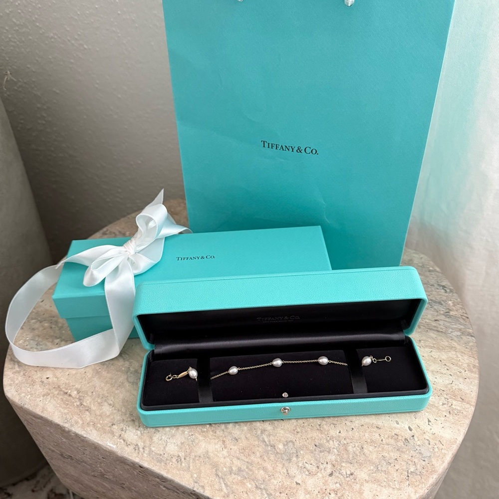 Tiffany & Co Pearls by the Yard Bracelet